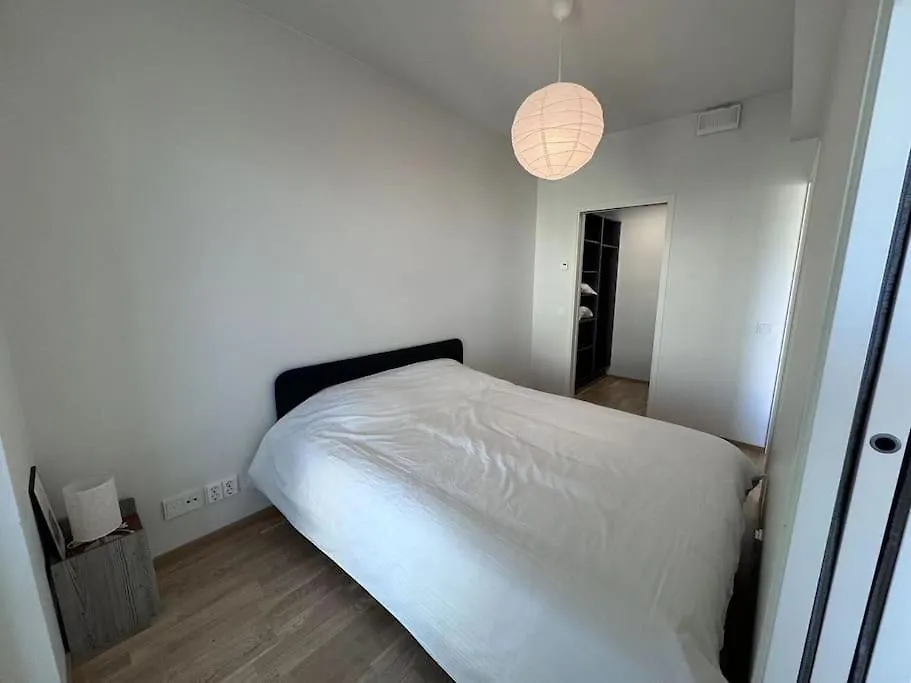 Luxe Retreat In Pasila-Close To Tripla Helsinki Apartment